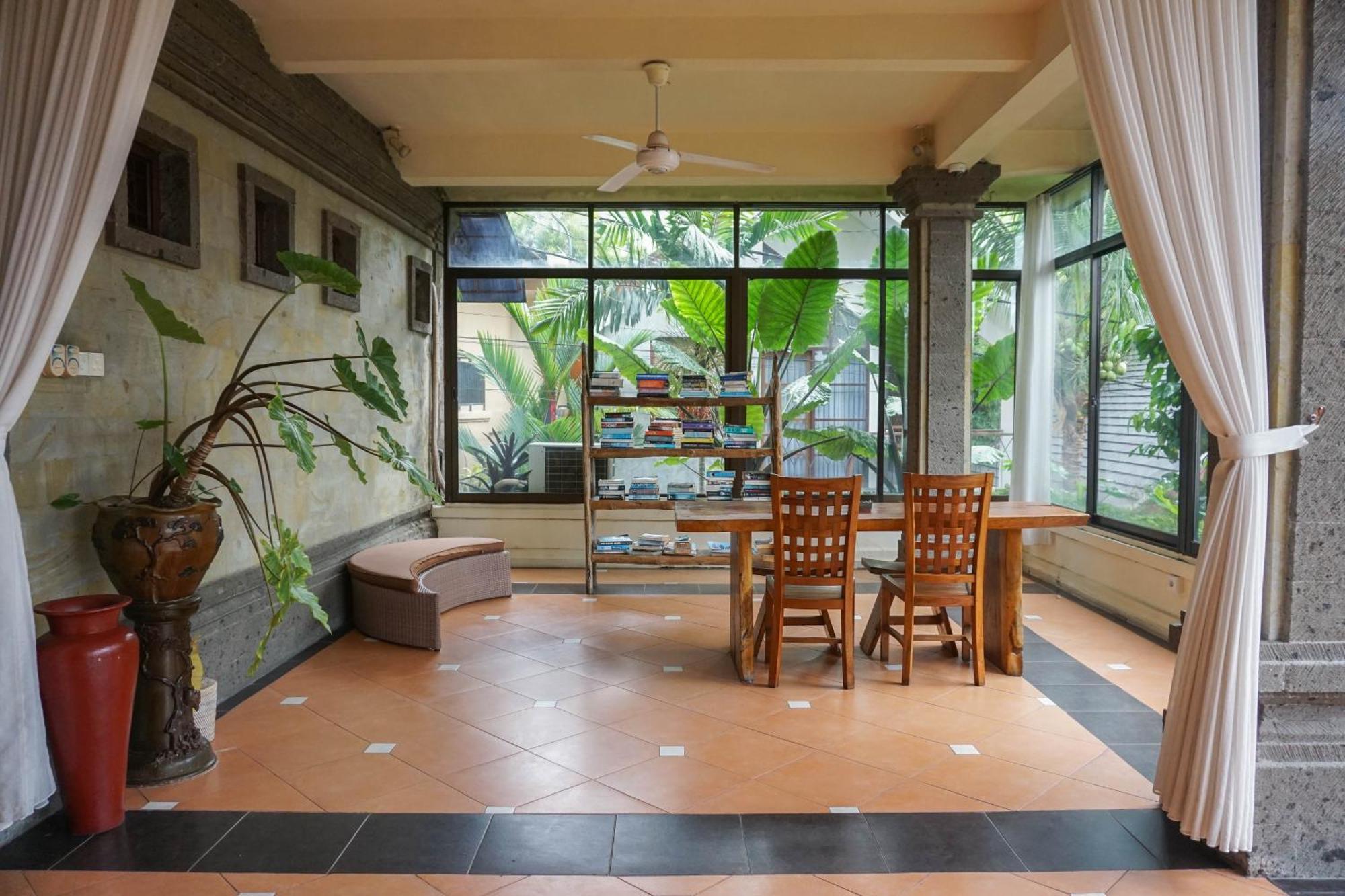 Ubud Aura Wellness Sanctuary ภายนอก รูปภาพ